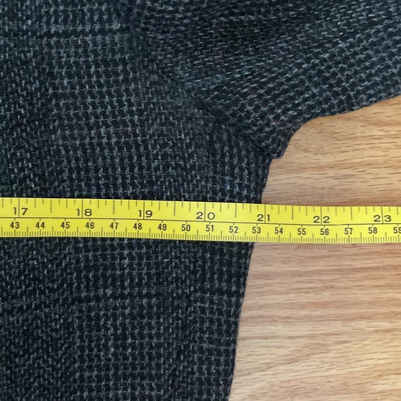 Elegant Charcoal Men's Blazer - Picture 7 of 11